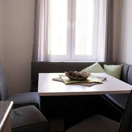 Apartment Checkvienna Dieselgasse *