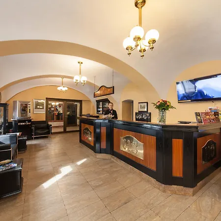 Hotel Novum Cristall Messe 3*