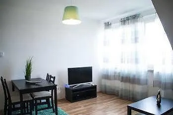 Urban Flats Danube 3* Vienna