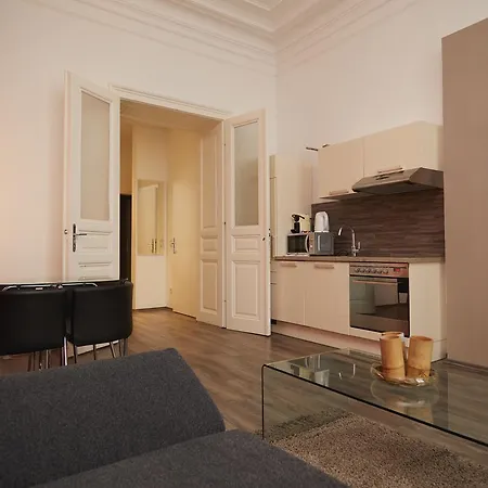Kh Universitaet Apartment *