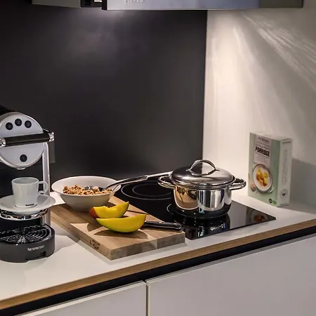 Aparthotel Smartments Business Hauptbahnhof - Serviced 3*