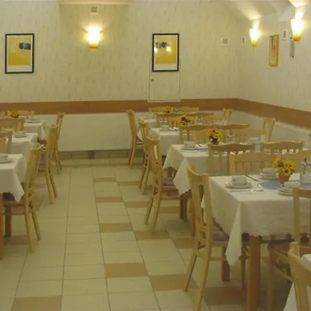 Hotel Stalehner 2*