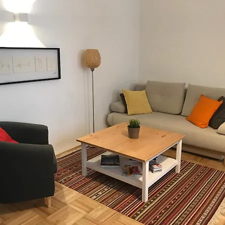 Apartment Near Rathaus *
