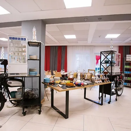 Mynext - Westbahnhof One Hostel *