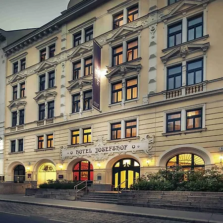 Josefshof Am Rathaus 4*