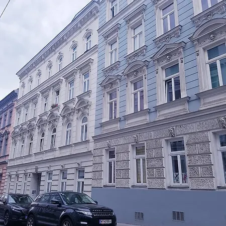 Splendid Apartment *