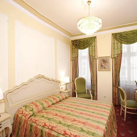 Roemischer Kaiser 4* Вена