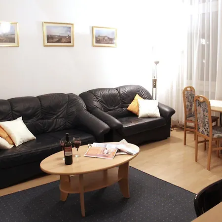 Apartment Checkvienna - Edelhof