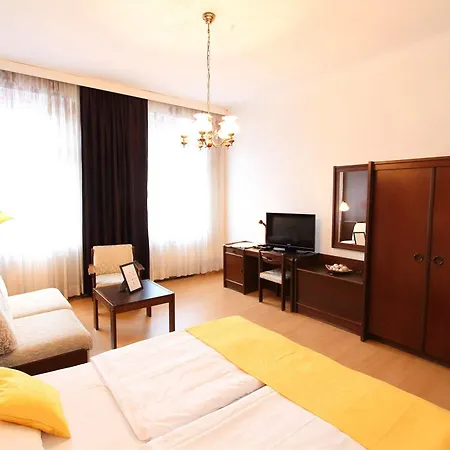 Apartment Checkvienna - Edelhof