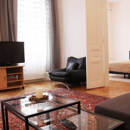 Apartment Checkvienna - Edelhof