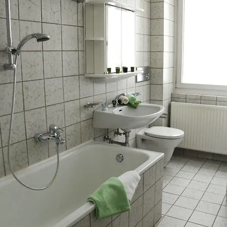 Checkvienna - Edelhof Apartment
