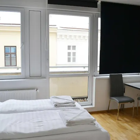 Vienna Inn Apartments Appart hôtel 2*