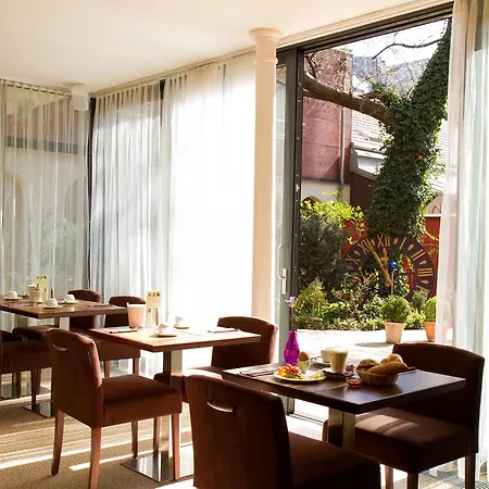 Stadthalle Bed & Breakfast Wenen