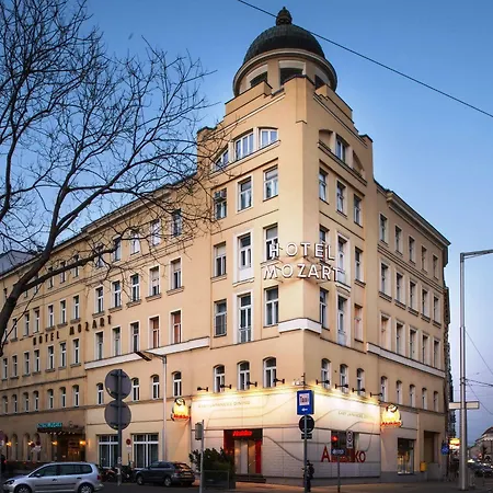 Hotel Mozart 3*