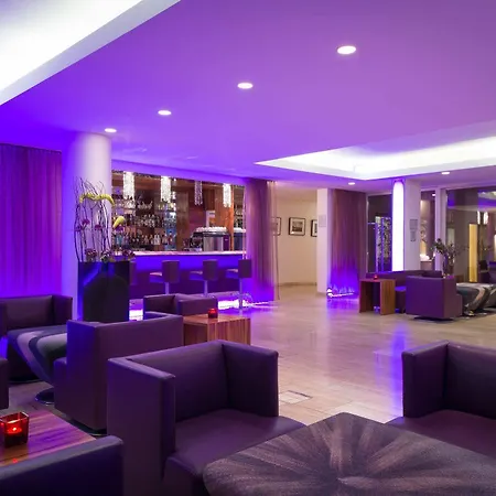 Hotel Pakat