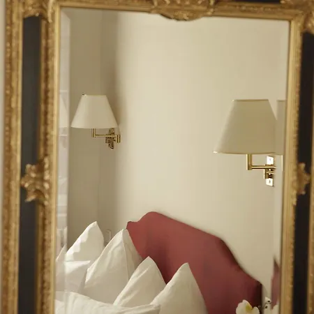 Hotel Domizil 4*
