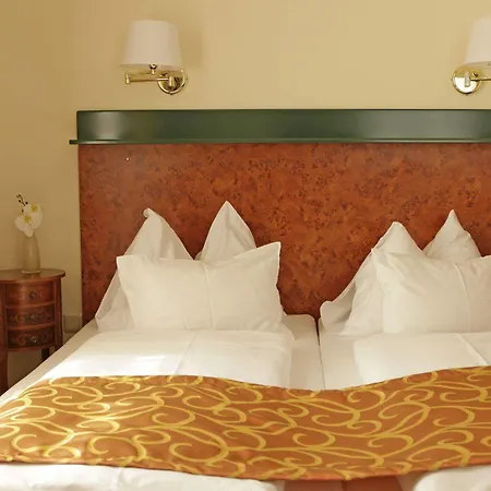 Hotel Domizil 4*