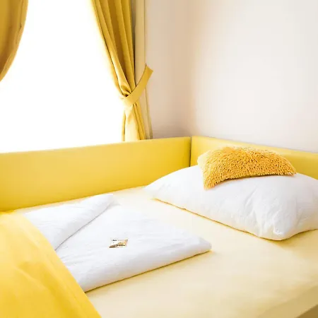 Hotel Odeon 2*