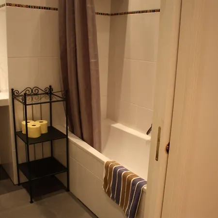 Govienna Opera Hotel 4*