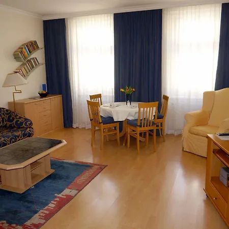 Deutschmeister Hotel 4*