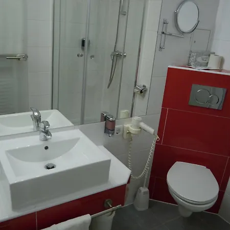 Hotel Deutschmeister 4*