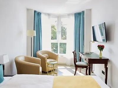 Living Kaiser Franz Joseph 4* Viena
