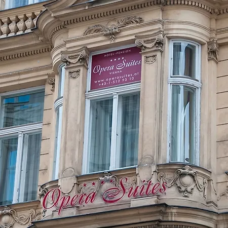 Opera 4*