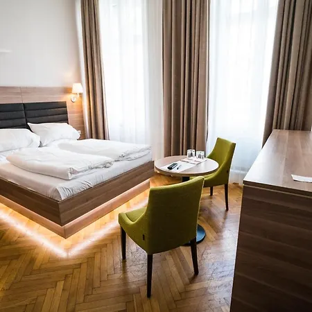 Hotel Marc Aurel - Center 3*