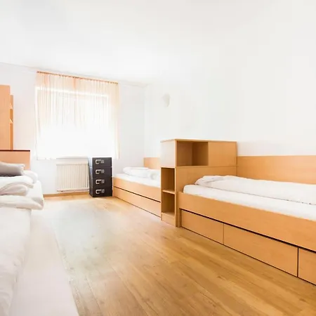 Mynext - Westbahnhof One * Wien