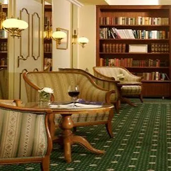 Hotel City Central 4* Viena