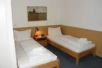 Hotel Donaustadt Kagran - At Metro U1