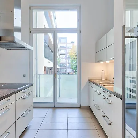 Apartment - Schwarzenbergplatz