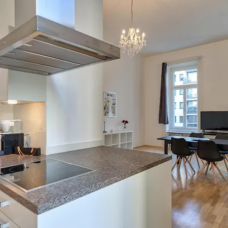 Apartment - Schwarzenbergplatz