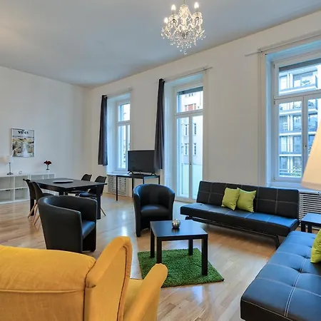 Apartment - Schwarzenbergplatz