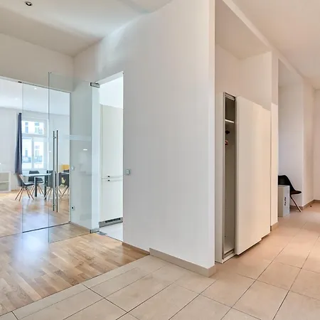 Apartment - Schwarzenbergplatz *