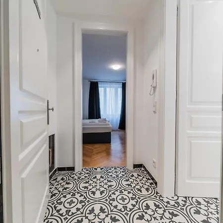 Apartment Edelweiss City State Opera Vienna