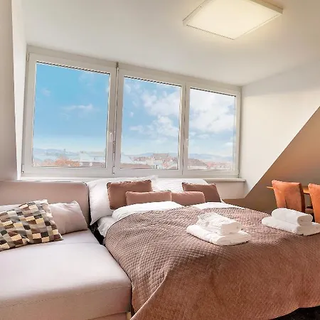 Sky9 Penthouse With View