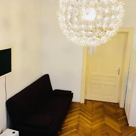 Opera 1 Apartamento