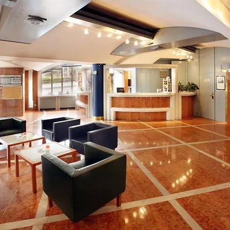 Hotel Leonardo 4*