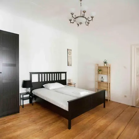 Center Homes Daire
