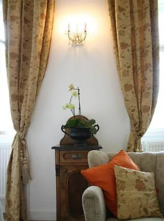 Kumpf Apartment