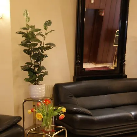 Thuringer Hof 3*