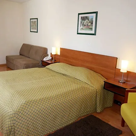 Deutschmeister Hotel 4*
