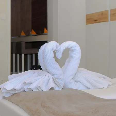 Christiano Hauptbahnhof | Contactless Check-in Apartment Vienna