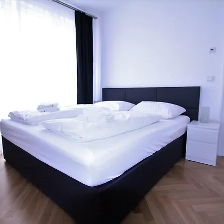Apartment Edelweiss City State Opera *