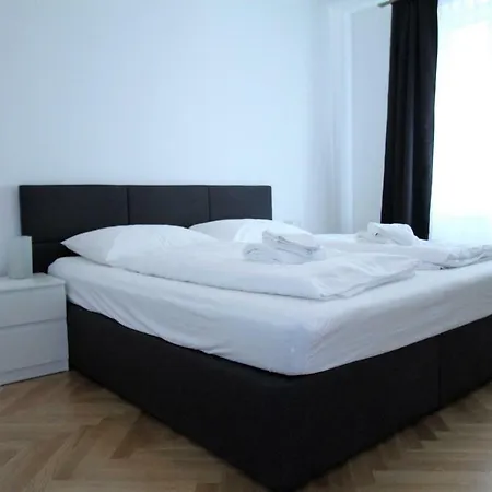 Apartment Edelweiss City State Opera