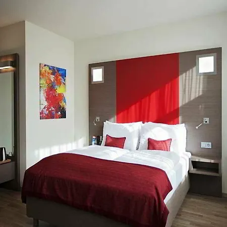 Orangerie Hotel 4*