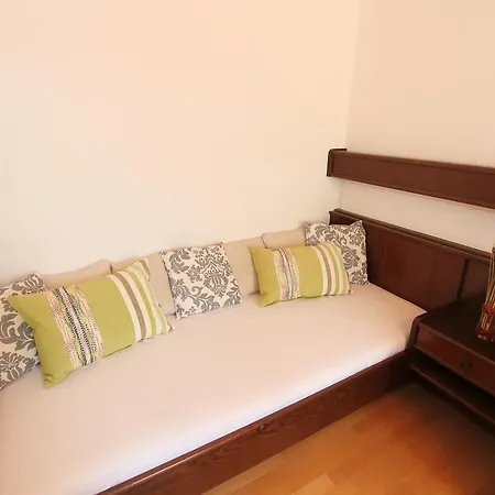 Checkvienna - Edelhof Apartment *