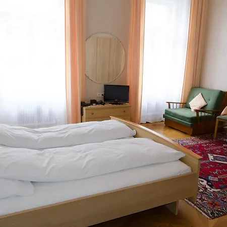Schweizer Solderer 3* Vienna