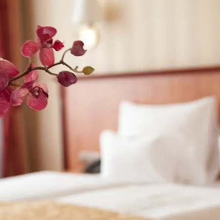 Opera 4* Viena